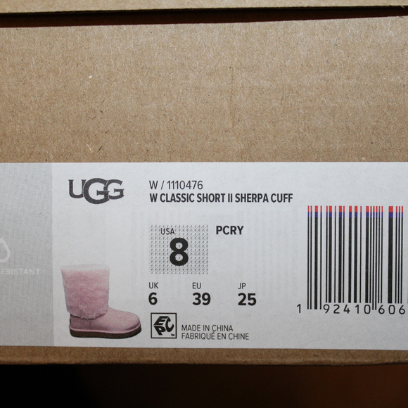 UGG WATER RESISTANT SHEARLING CUFF SUEDE BOOTS NEW - Picture 6 of 8